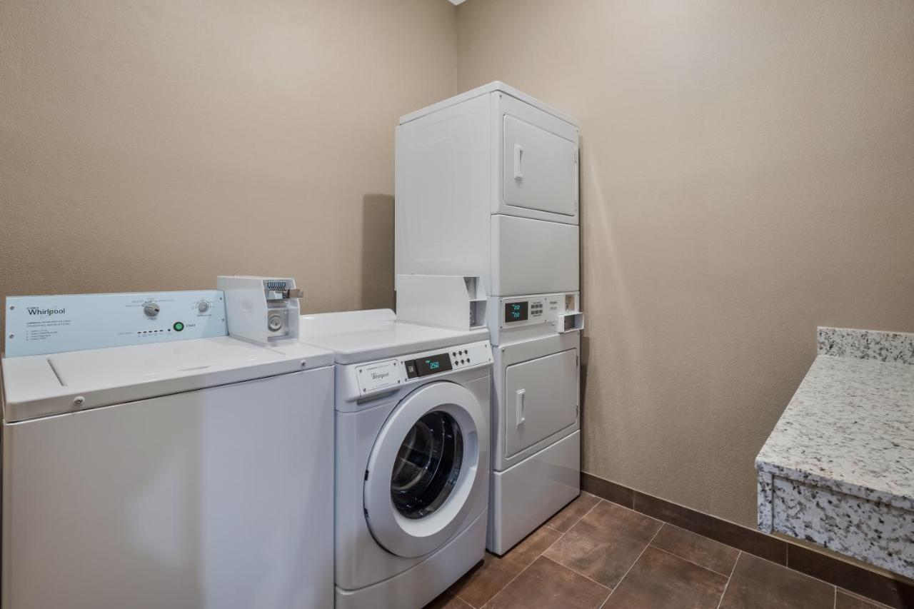 La Quinta Inn & Suites By Wyndham Sulphur Lake Charles Dış mekan fotoğraf
